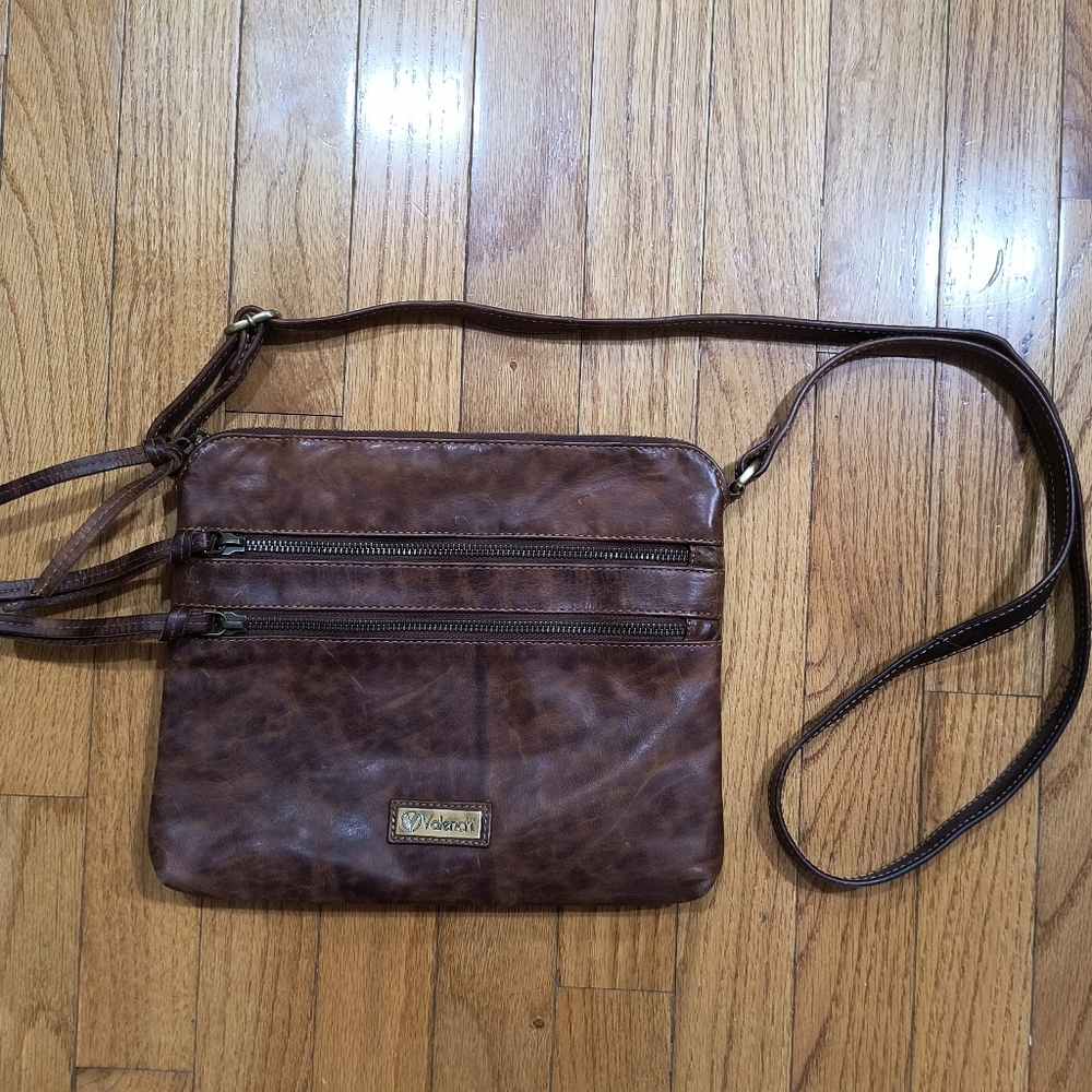 3/$10⭐ Valenchi Leather Crossbody Purse, 10"Lx9"H, Brown Leather